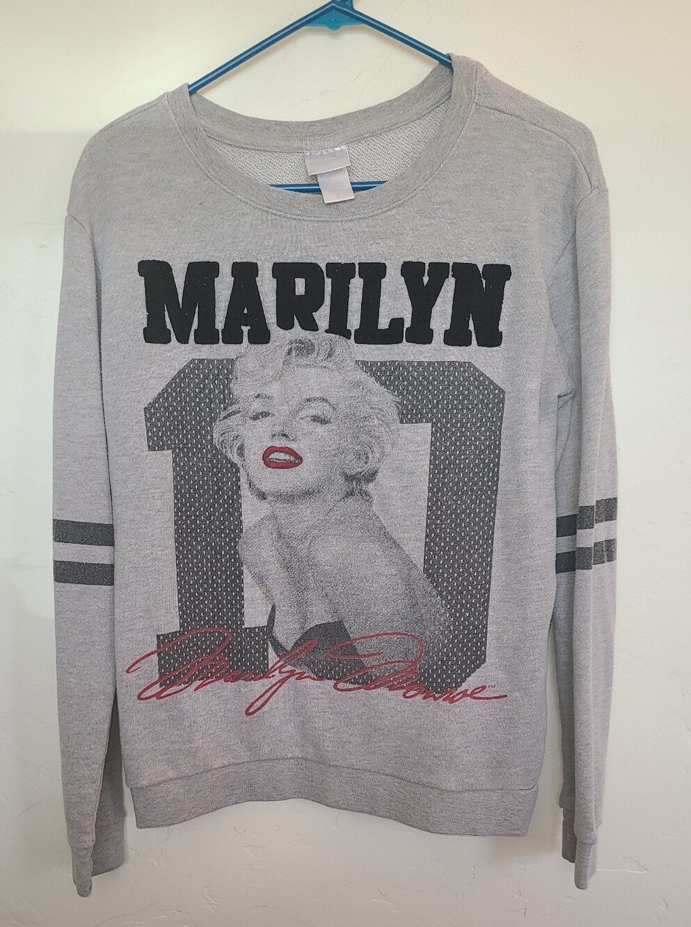 Gray Marilyn Graphic Sweater